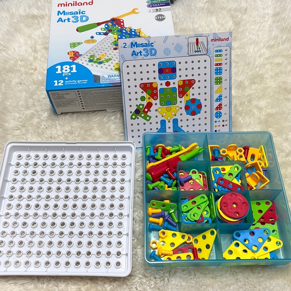 New opened box - miniland Mosaid Art 3D